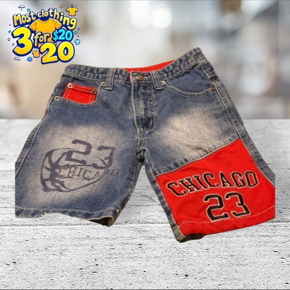 Chicago bulls 23 denim shorts size 6 made by emergency exit unisex - Picture 1 of 14